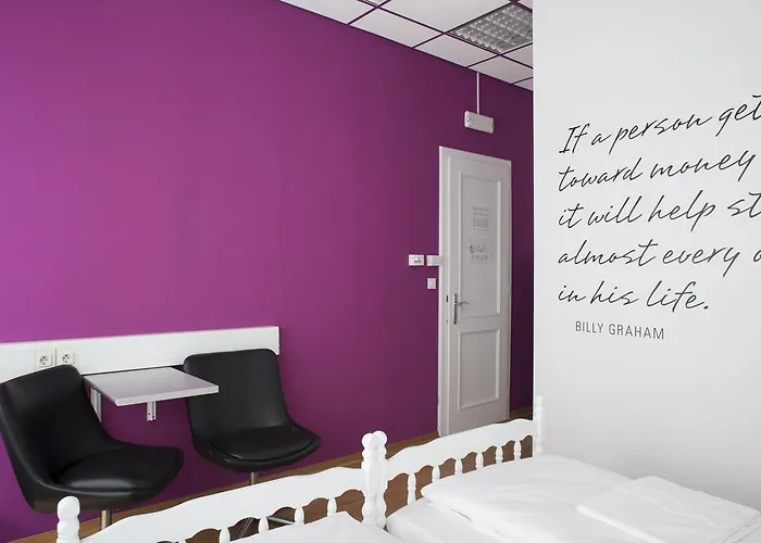 Hostel Tresor